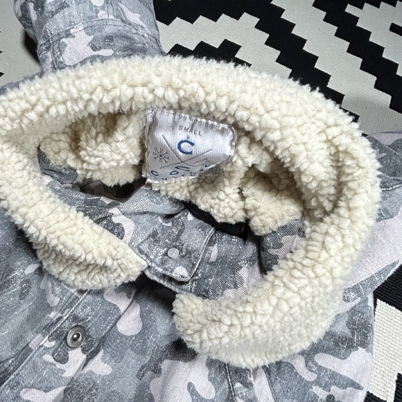 COLD CULTURE, camo, faux shearling jacket!! - Picture 5 of 13